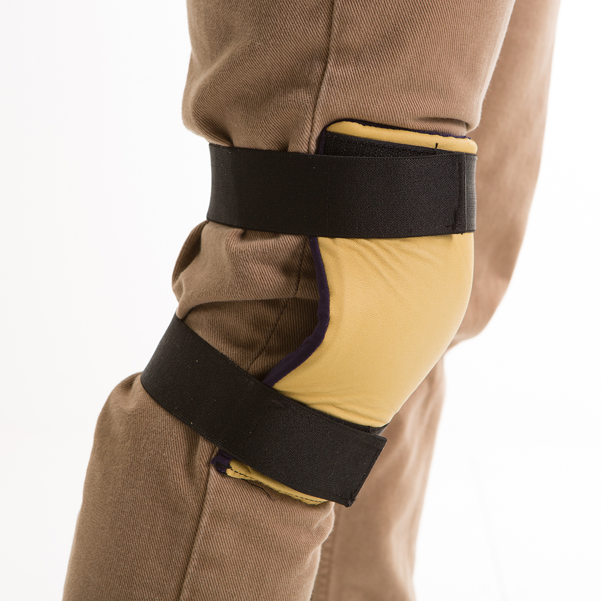 IMPACTO® Beige Nylon Lycra Soft Padded Knee Pad With Visco-Elastic Polymer Foam Padding And Grain Leather Cover