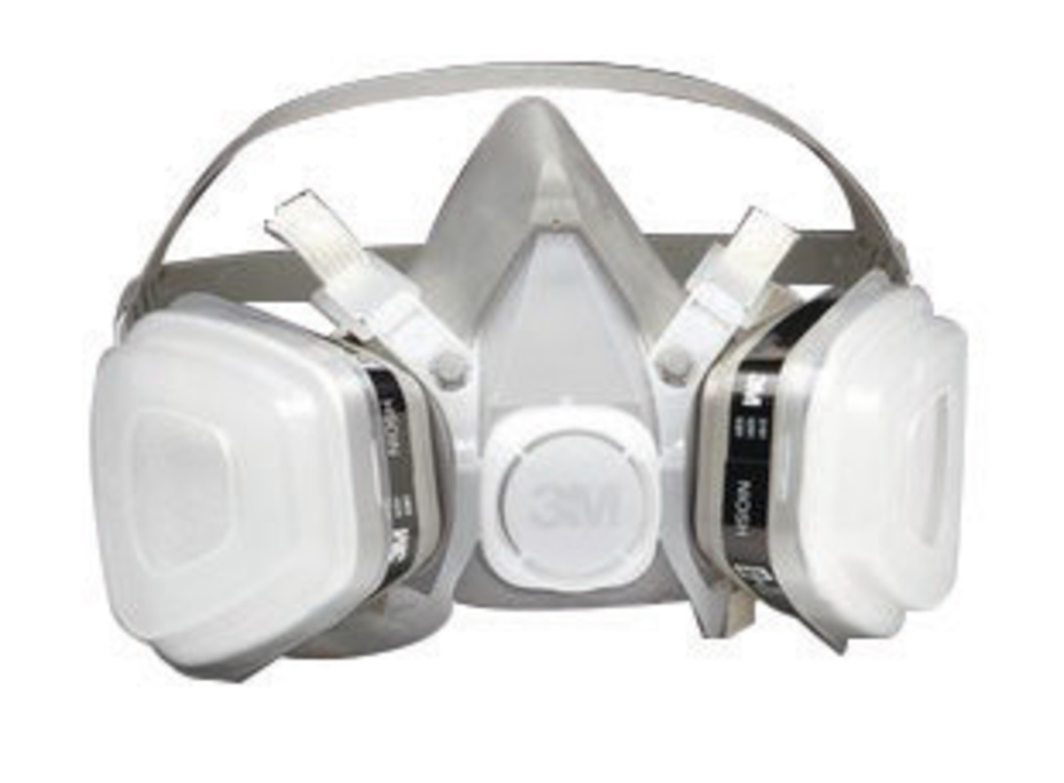 3M™ Medium 5000 Series Half Face Disposable Air Purifying Respirator (Availability restrictions apply.)