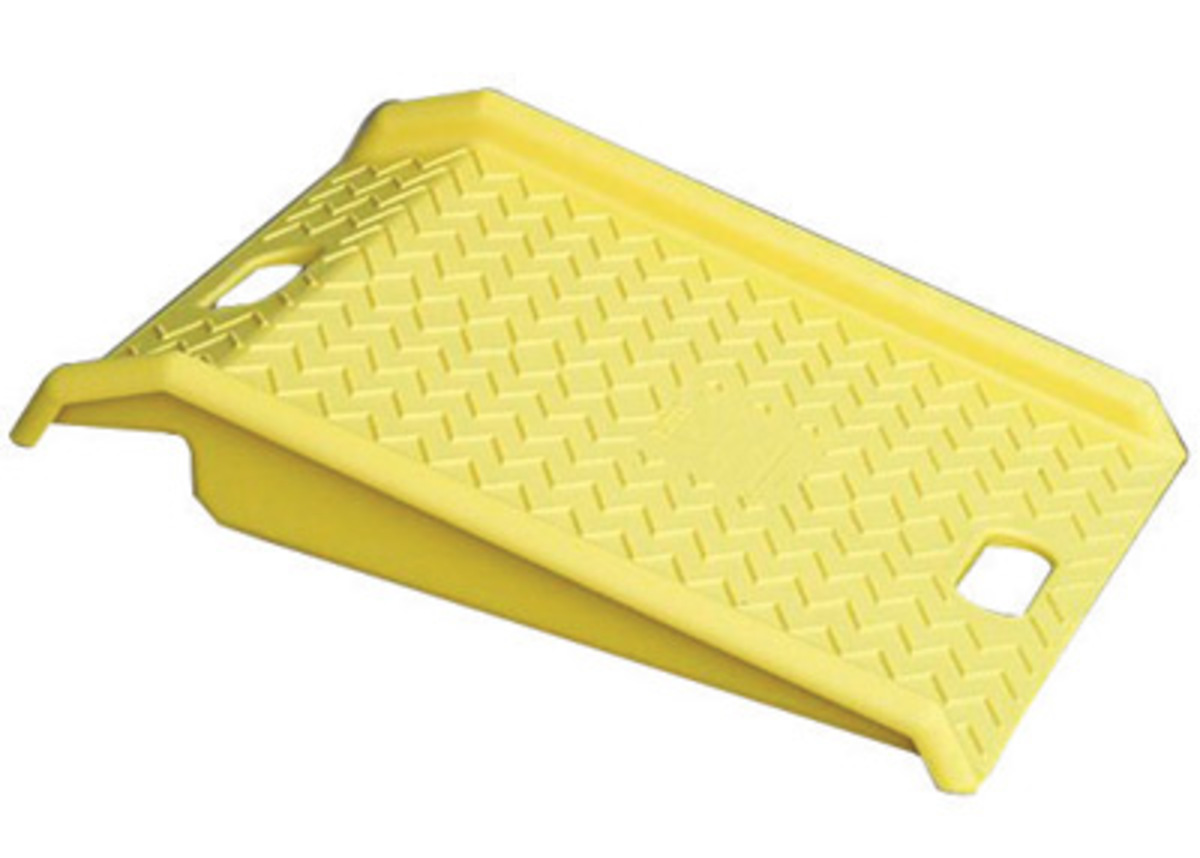 Eagle 27 X 27 X 4 HDPE Curb Ramp E421794 for sale online at autumn supply