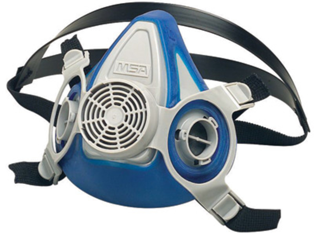 MSA Large Advantage® 200 LS Series Half Mask Air Purifying Respirator (Availability restrictions apply.)