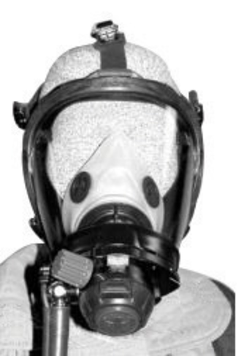 Honeywell Twenty Twenty® Plus™ Large Facepiece With Medium Black Nose Cup (For Use With Panther®, Cougar™ And Puma™ Self Contain Honeywell Twenty Twenty® Plus™ Large Facepiece With Medium Black Nose Cup (For Use With Panther®, Cougar™ And Puma™ Self Contain