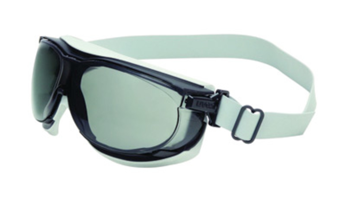 Honeywell Uvex Carbonvision™ Chemical Splash Impact Goggles With Black And Gray Low Profile Frame And Gray Dura-streme® Anti-Fog